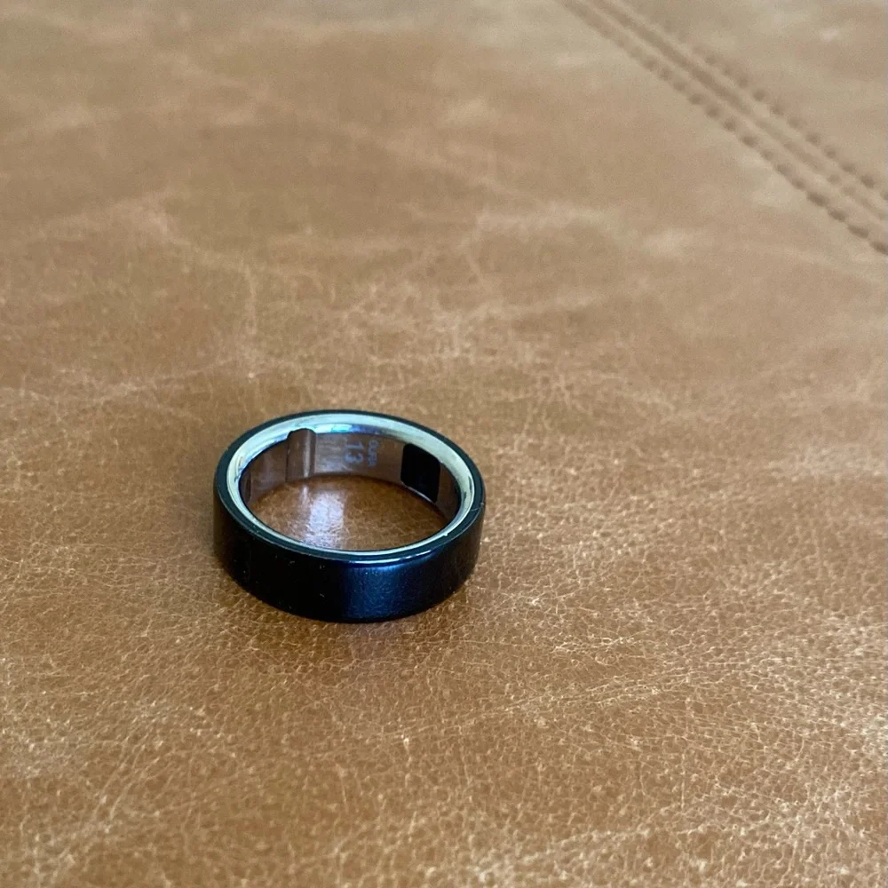 Men's Black Oura Smart Ring